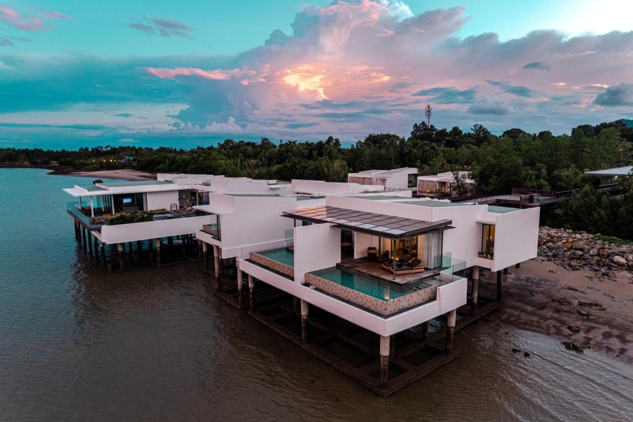 Cove 55 Hotel Santubong Kültér fotó